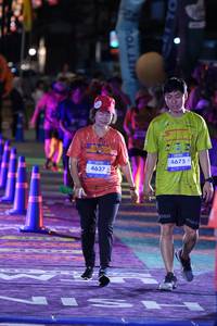 BIB: 4675, 4637
                            <button type="button" onclick="openModal(26260988)" class="btn btn-primary btn-sm float-right btn-popup" data-toggle="modal" data-target=".modal-high-quality">
                        <i class="fas fa-shopping-cart"></i> Add to Cart
                    </button>
                                            <button type="button" onclick="isThisMe(26260988, true)" class="btn btn-success btn-sm float-right btn-popup btn-isme hidden" data-toggle="tooltip" data-placement="bottom" title="นี่คือรูปของคุณใช่ไหม คลิกที่นี่เพื่อเอาเข้าอัลบั้ม">
                        <i class="fas fa-plus"></i> Add to album
                    </button>
                    <button type="button" onclick="isThisMe(26260988, false)" class="btn btn-warning btn-sm float-right btn-popup btn-isnotme hidden">
                        <i class="fas fa-ban"></i> Remove from album
                    </button>